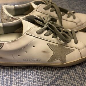 Golden Goose Sneakers